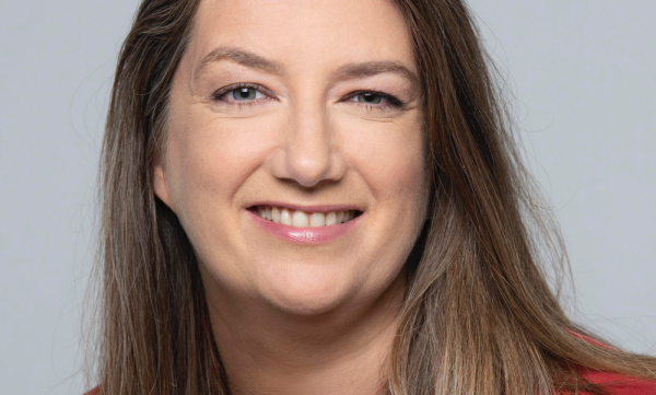 T. DE RAGUENEL (France Télévisions) : «La marque jeunesse Okoo proposera 100 programmes et 2.500 titres à son lancement»