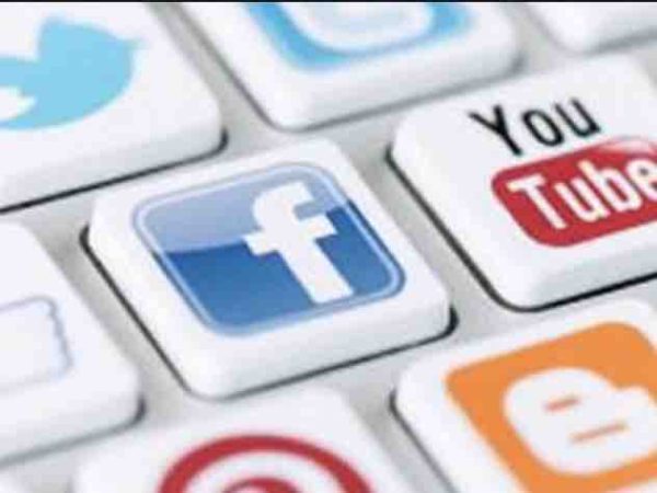 Algérie : les réseaux sociaux, garants de la mémoire d’une contestation inédite