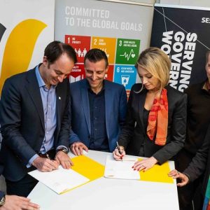 Enabel s’associe à SES pour connecter des projets d’aide internationale en Afrique grâce au satellite