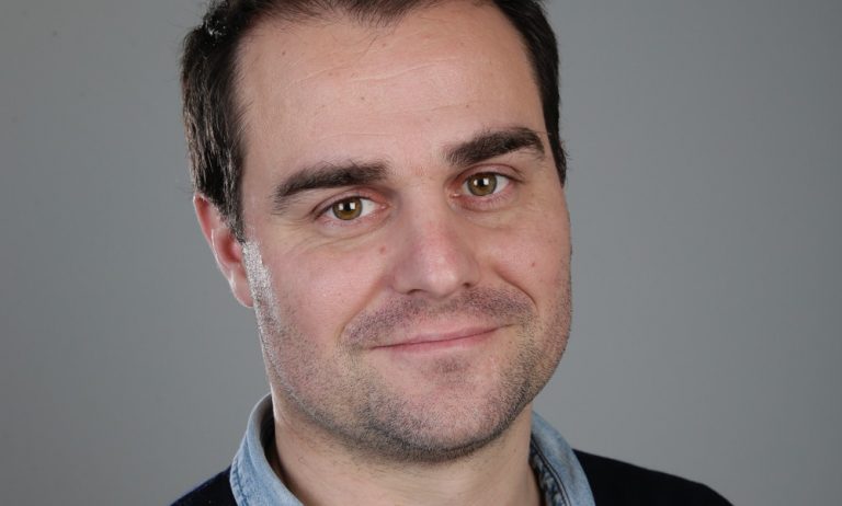 J. CAZADIEU (L’Equipe) : « Proposer des Unes régionalisées à un impact sur nos ventes »