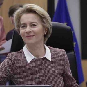 L’UE appelle à une IA «responsable» et maîtrisée par l’humain