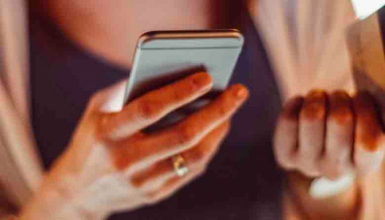 Usage du mobile et achats responsables : les nouvelles pratiques des cyberacheteurs