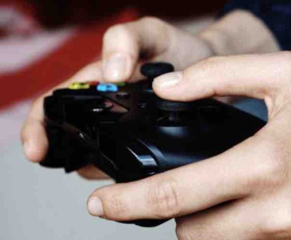 Les jeux vidéos, une façon de passer le confinement