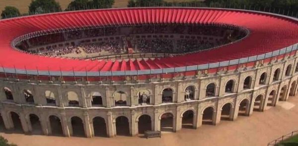 RMC Story : le documentaire inédit «Dans les coulisses du Puy du Fou» mercredi 15 avril à 21h05
