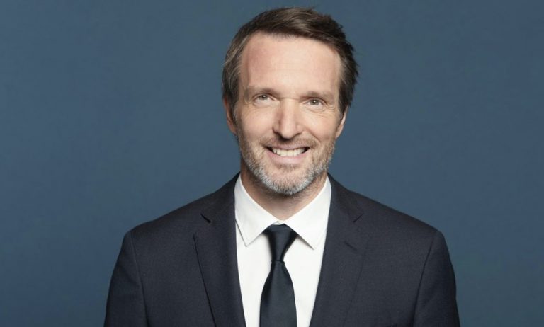 S. ROTENBERG (Animateur & Producteur) : «120 personnes sont à gérer sur le tournage de Pékin Express»