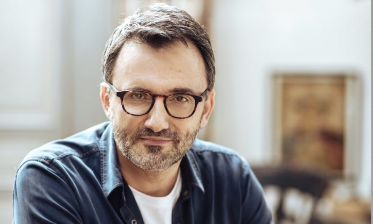 F. LOPEZ (Adenium TV France) : « Il a suffi d’un seul rendez-vous avec France Télévisions pour lancer le documentaire « Comme les autres » »