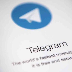 La Russie a annoncé jeudi son intention de lever l’interdiction de la populaire messagerie cryptée Telegram