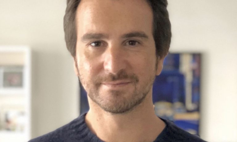 R. BERKOWITZ (JLA Productions) : « Nous redémarrons les tournages de « Camping Paradis » le 17 août »