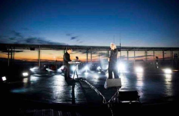 Virgin Radio: succès pour Indochine sur la Tour Montparnasse