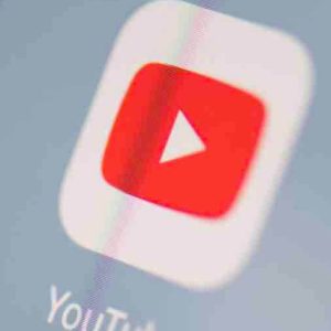 YouTube a supprimé des chaînes suprémacistes pour avoir enfreint «de façon répétée» ses règles