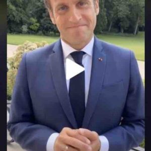 Emmanuel Macron a utilisé pour la 1ère fois mardi le réseau social TikTok pour féliciter les nouveaux bacheliers