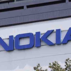 Les salariés de Nokia défilent en force à Paris contre la suppression de 1.233 emplois en France
