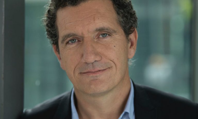 P. SIRACUSA (France Télévisions) :  » La tendance est de multiplier les figures de héros en série d’animation »