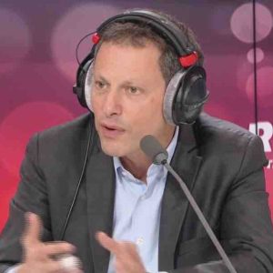BFM : des masques sur les plateaux de télé? «inutile, anxyogène et handicapant», selon Marc-Olivier Fogiel (DG)