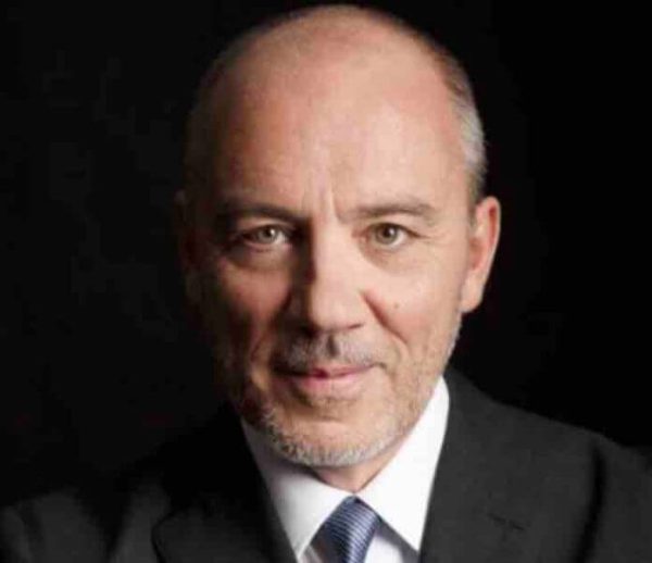 5G: «La France a pris un peu de retard», déclare le PDG d’Orange Stéphane Richard
