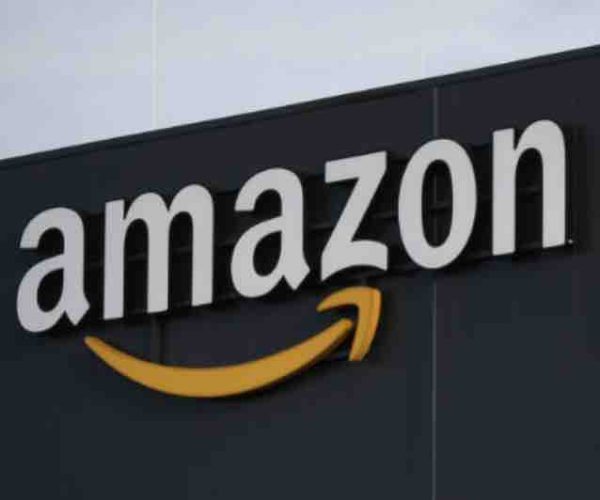 Le géant du commerce en ligne Amazon lance sa plateforme de podcasts