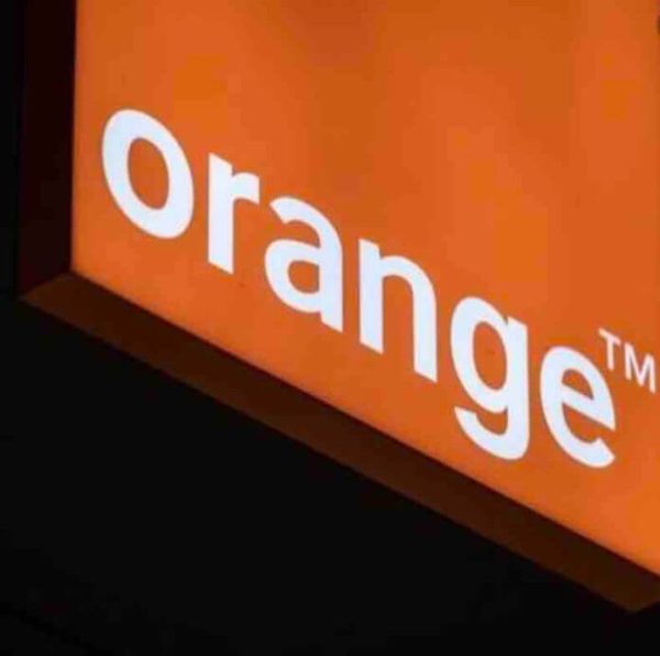 Orange améliore l’accès à l’Internet mobile en Afrique en collaboration avec Google