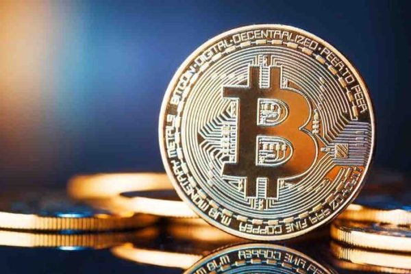 Escroqueries au bitcoin: 10 ans de prison requis contre le Russe Alexander Vinnik