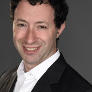 L. FRISCH (Radio France) : "Nous devons effacer la frontière entre radio linéaire et podcast"