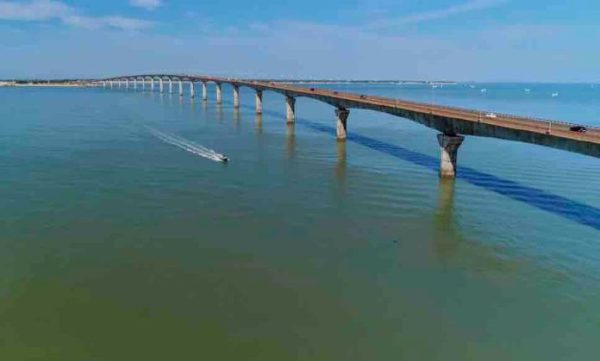 RMC Découverte : le documentaire inédit «Île de Ré : le pont de tous les records» mercredi 18 novembre à 21h05