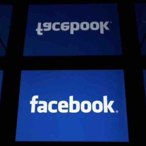 Royaume-Uni: une association de consommateurs va lancer une action en justice contre Facebook pour usage illégal de données