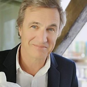 R. LENNER (Millimages) : "La propriété intellectuelle de «Molang» transcende le domaine classique d’un programme d’animation"