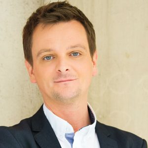 J. FIGUES (Groupe M6) : «On réfléchit au retour de grosses marques comme Tahiti Quest et «Baby Sitter, star incognito»