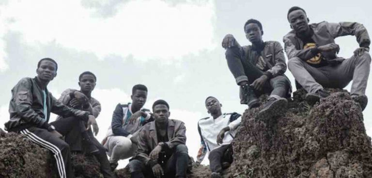 blackpills signe un partenariat avec the Critics Company