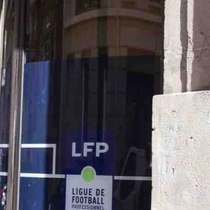 Droits TV : le foot français plongé dans le chaos en presque 3 ans