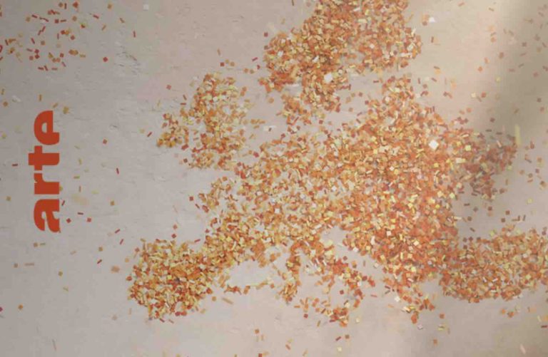 ARTE : Katell Quillévéré et Hélier Cisterne tournent la série «Le monde de demain»