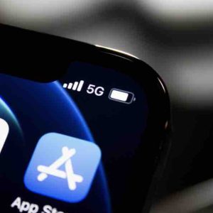 Le Conseil de Paris adopte la charte de téléphonie mobile encadrant le déploiement de la 5G dans la capitale, et la création d’un Observatoire sur le sujet
