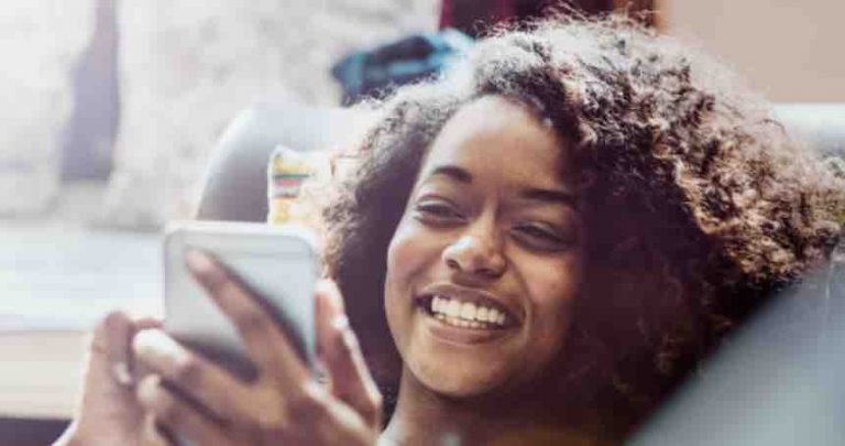 Près de 6 Français sur 10 passent des appels en «visio» sur mobile