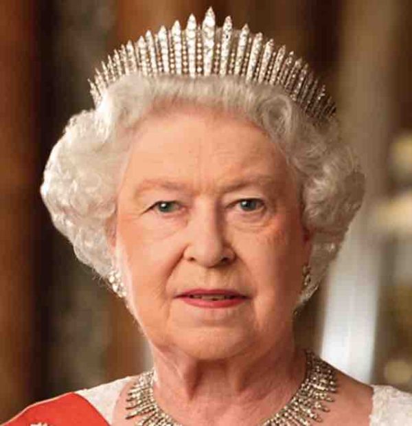 ZED exporte deux documentaires sur les familles royales et signe plusieurs ventes