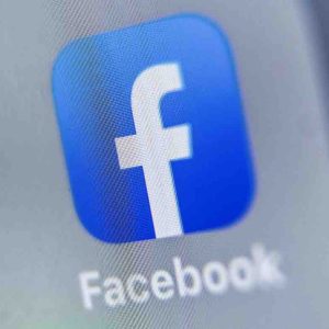 Influencé par le succès de Clubhouse, Facebook tente de rester à la page sur le créneau très en vogue de l’audio en direct