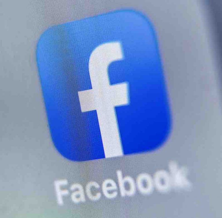 Influencé par le succès de Clubhouse, Facebook tente de rester à la page sur le créneau très en vogue de l’audio en direct