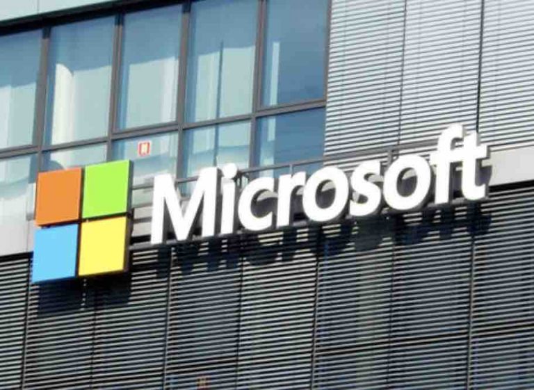 L’armée américaine signe un contrat de près de 22 milliards de dollars avec Microsoft pour la fourniture de casques de réalité augmentée