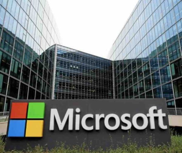 Le géant informatique américain Microsoft s’engage à maintenir en Europe les données des clients européens de ses services de «cloud»