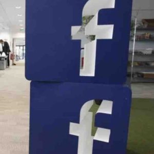 Facebook annonce rouvrir ses bureaux mais aussi prolonger le télétravail