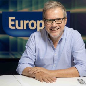 Europe 1 : Philippe Gougler revient pour une deuxième saison de «Et si on partait ?»