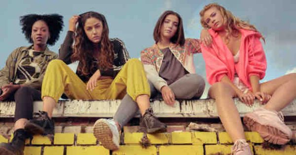 Warner TV : la série inédite «Para- We are King» dès le 13 juillet