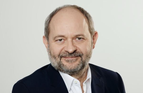 J.E VALLI (Groupe 1981) : «Le Groupe 1981 est partie-prenante du déploiement du dab+»