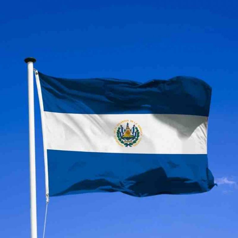 Le bitcoin devient une monnaie légale au Salvador