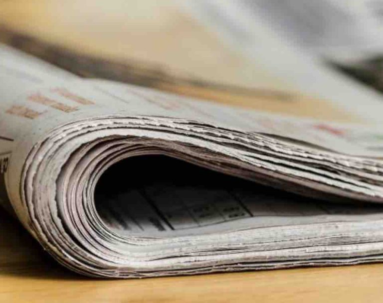 Les ventes de journaux et magazines grand public ont reculé de 3% en 2020-2021