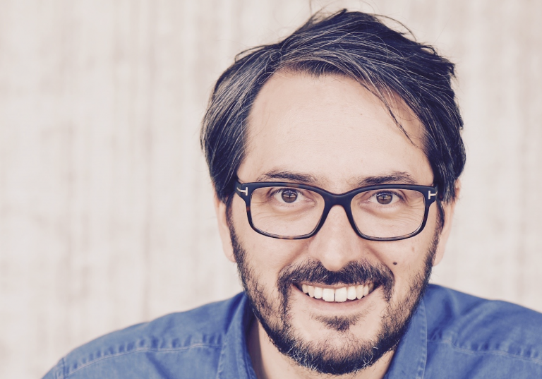 F. ANTELME (Deezer) : «2021 : +39% d’utilisateurs écoutent des podcasts sur Deezer»