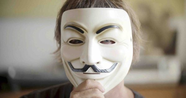 Planète+ CI : le documentaire inédit «The Face of Anonymous» dimanche 19 décembre