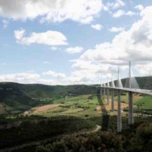 RMC Découverte : record avec «L’A75 : sur la route du viaduc de Millau»