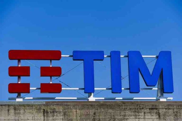 Telecom Italia: l’Etat avance ses pions pour prendre le contrôle du réseau