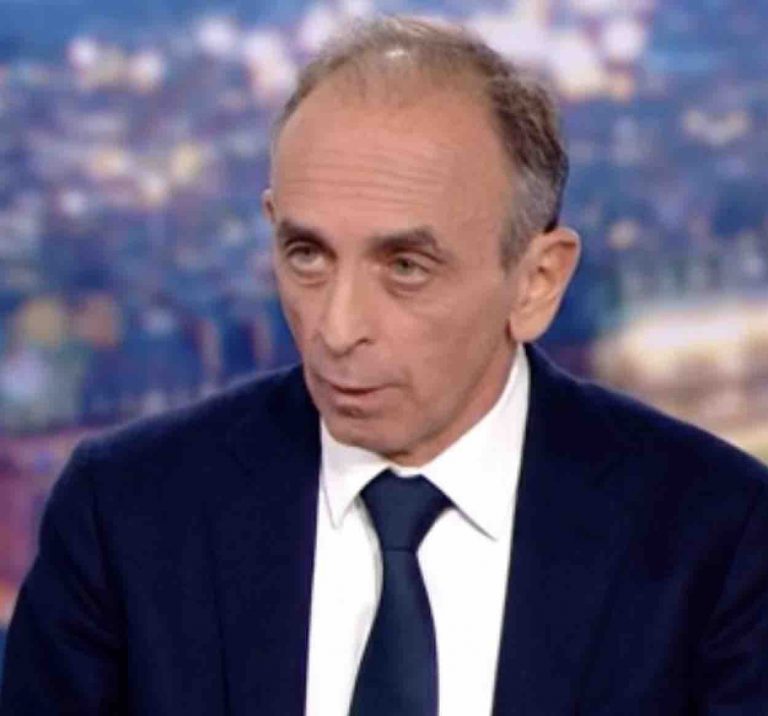 YouTube a décidé «dans l’immédiat» de ne pas retirer le clip d’entrée en campagne de Zemmour mais interdit son accès aux mineurs
