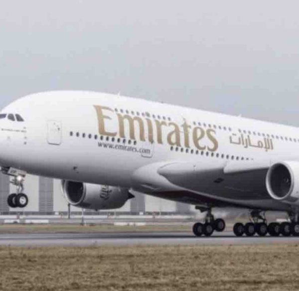 Aéroports américains/5G: Emirates annonce la reprise «temporaire» de ses vols vers «toutes ses destinations américaines»