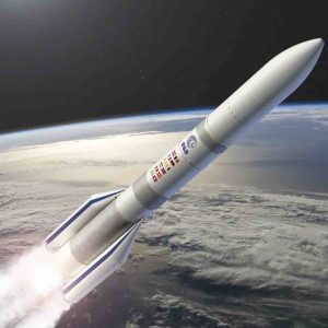 La fusée Ariane 6 en route vers Kourou pour des essais